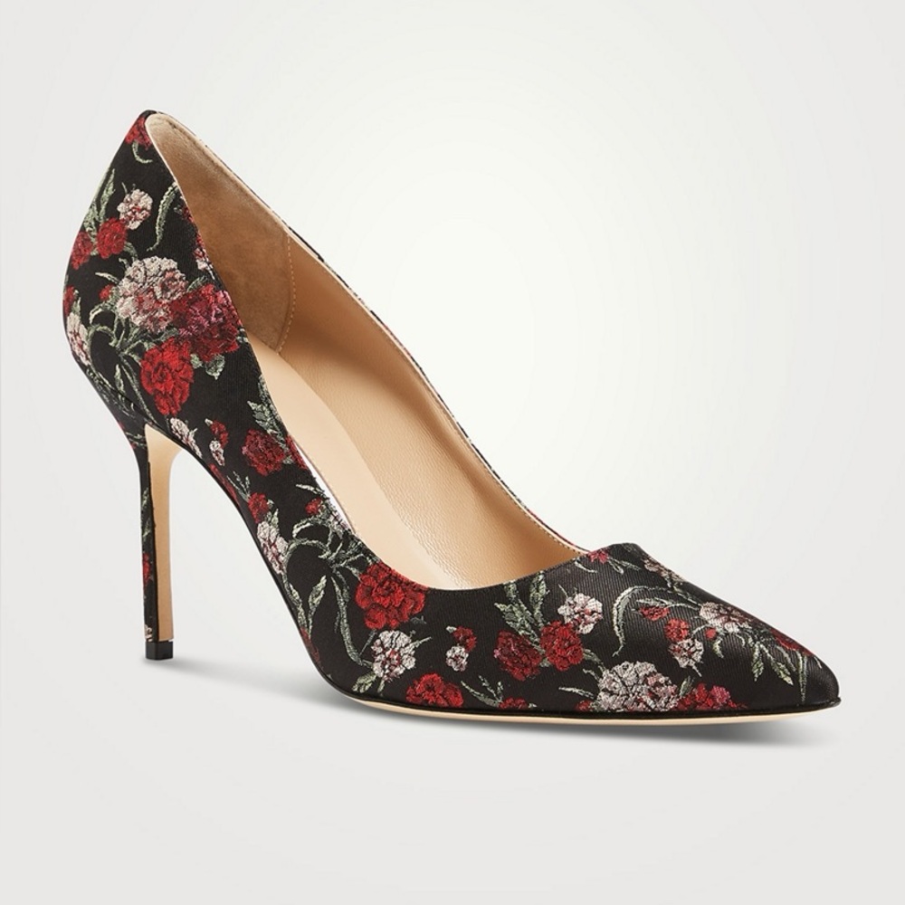 Manolo Blahnik BB105, pre-owned size 38, worn twice.